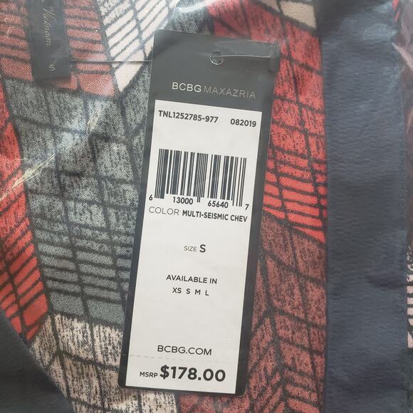New BCBGMaxAzria Small Silky Wrap Peplum Blouse Top Geo Chevron Print Red Teal - Picture 12 of 12